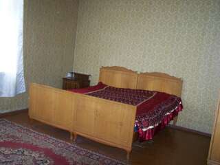 Отели типа «постель и завтрак» B&B Sunrise House Aygavan Aygavan Семейный номер с общей ванной комнатой-5